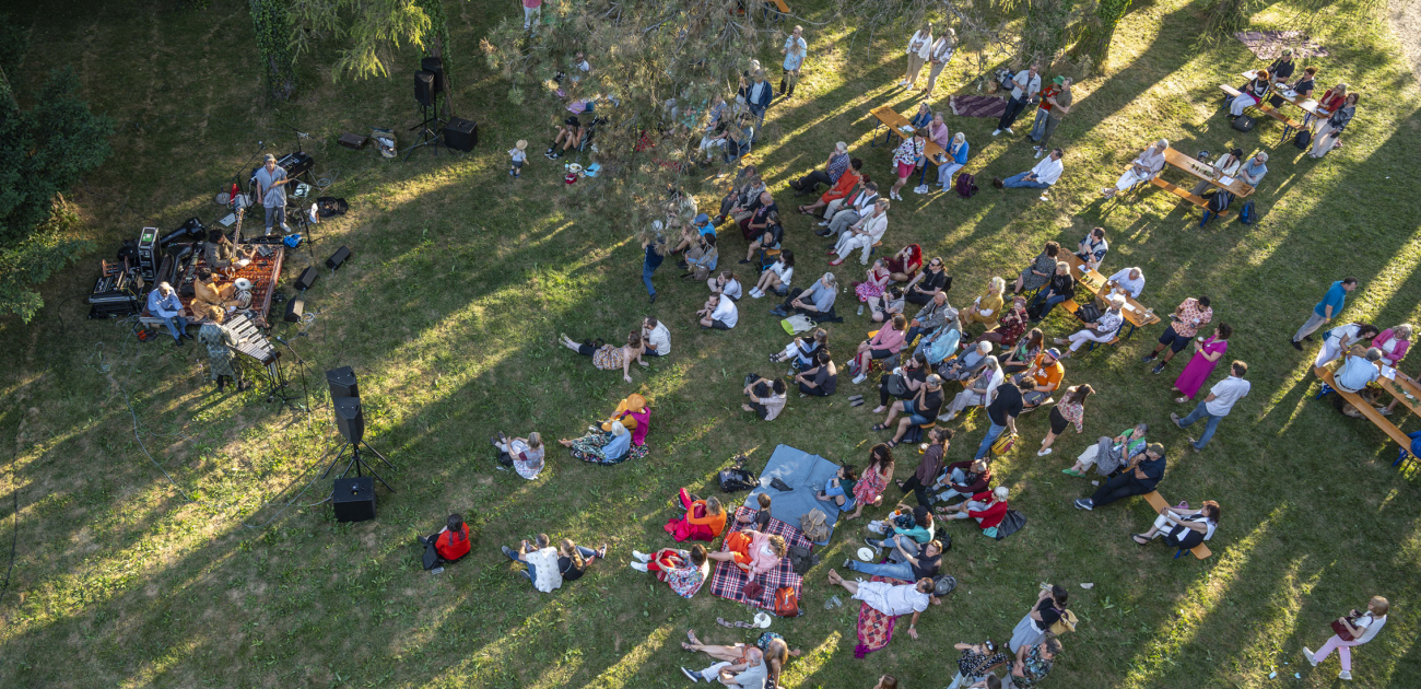 Event in the garden of Villa Waldberta